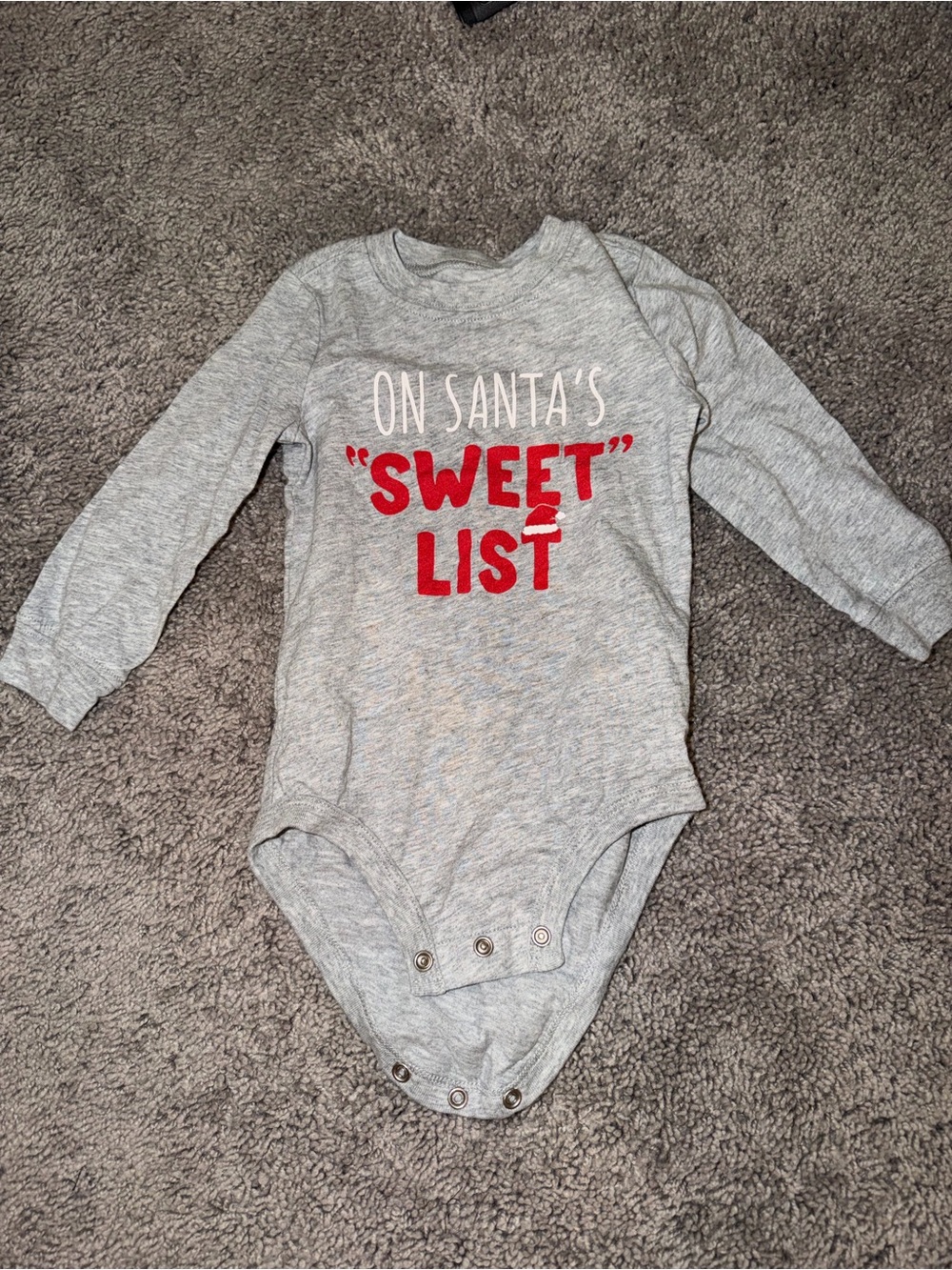Carter's Gray Long-Sleeve Bodysuit with Santa graphic